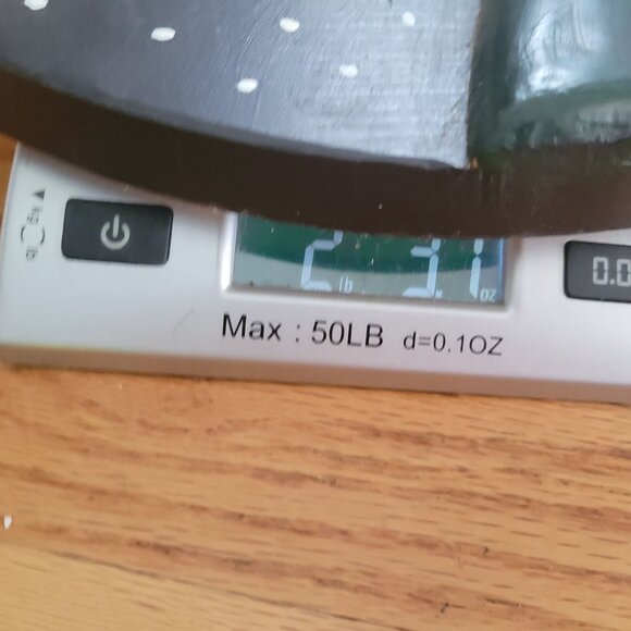 Handcrafted Wooden Wall Art: Wolf Howling At Moon Over Mountains - Picture 9 of 9